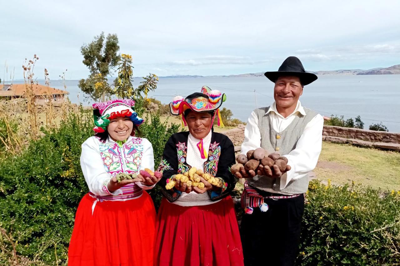 Hospedaje Rural La Florida en Llachon, Titicaca Puno Exterior foto